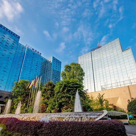 Chengdu Cynn Hotel Bagian luar foto
