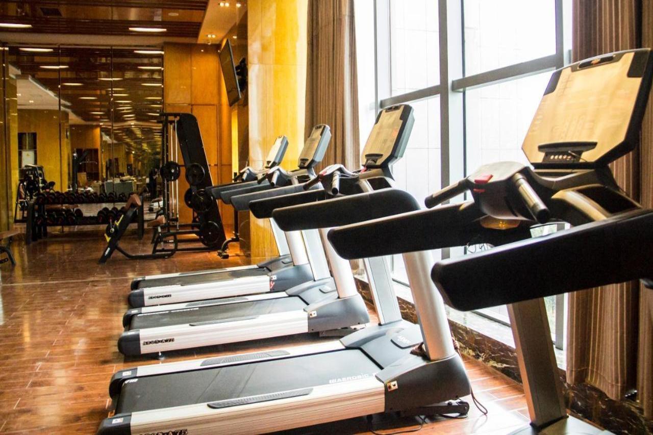 Chengdu Cynn Hotel Bagian luar foto