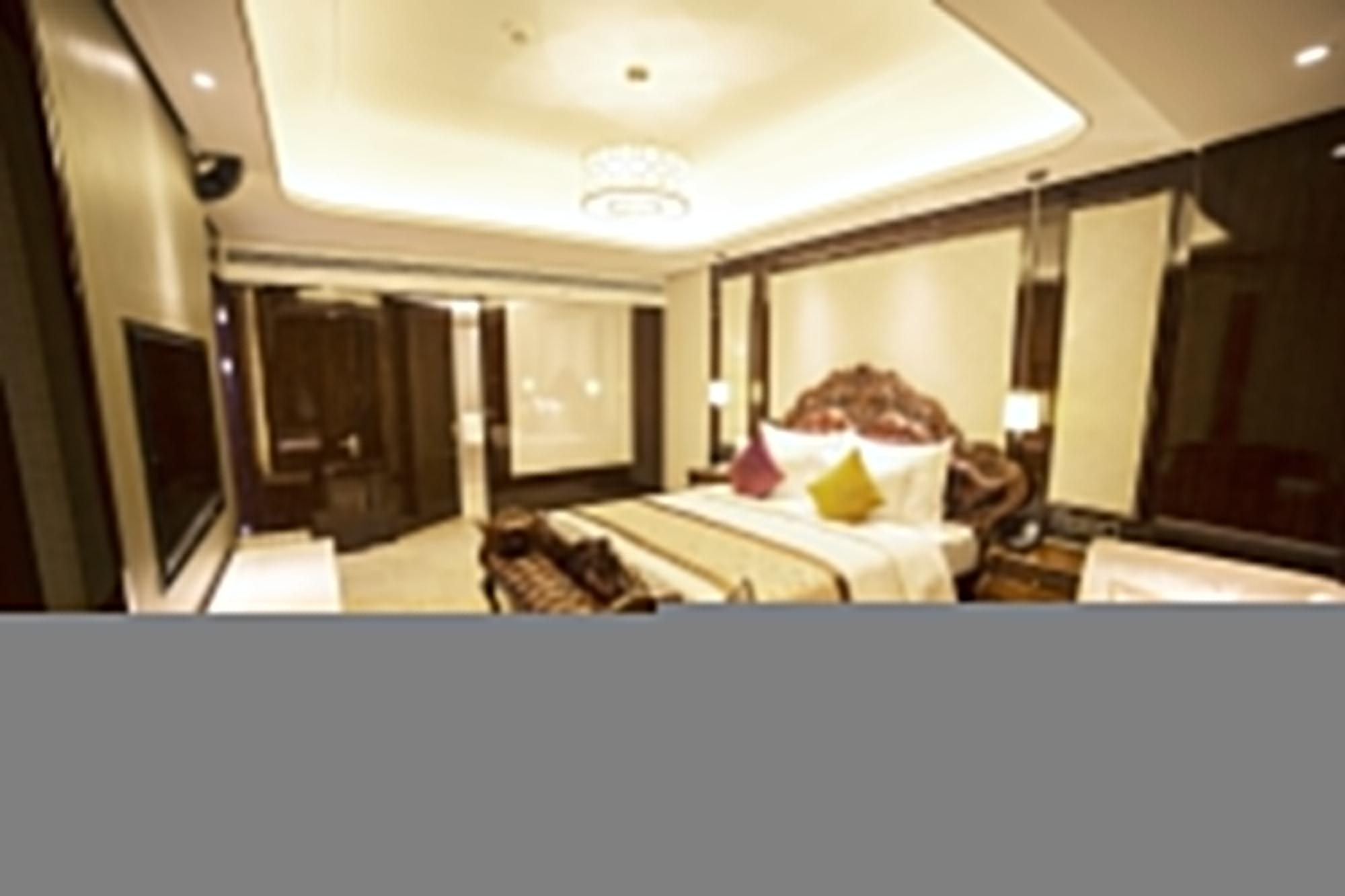 Chengdu Cynn Hotel Bagian luar foto