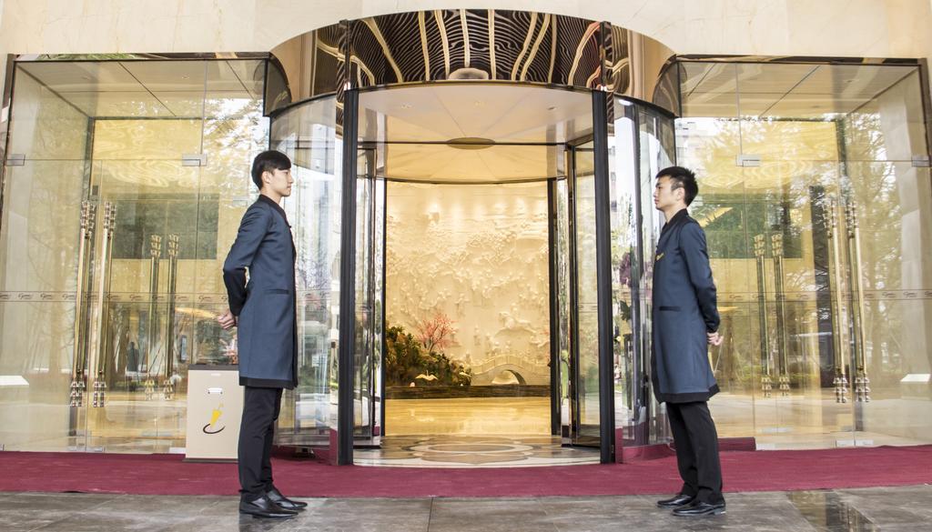 Chengdu Cynn Hotel Bagian luar foto