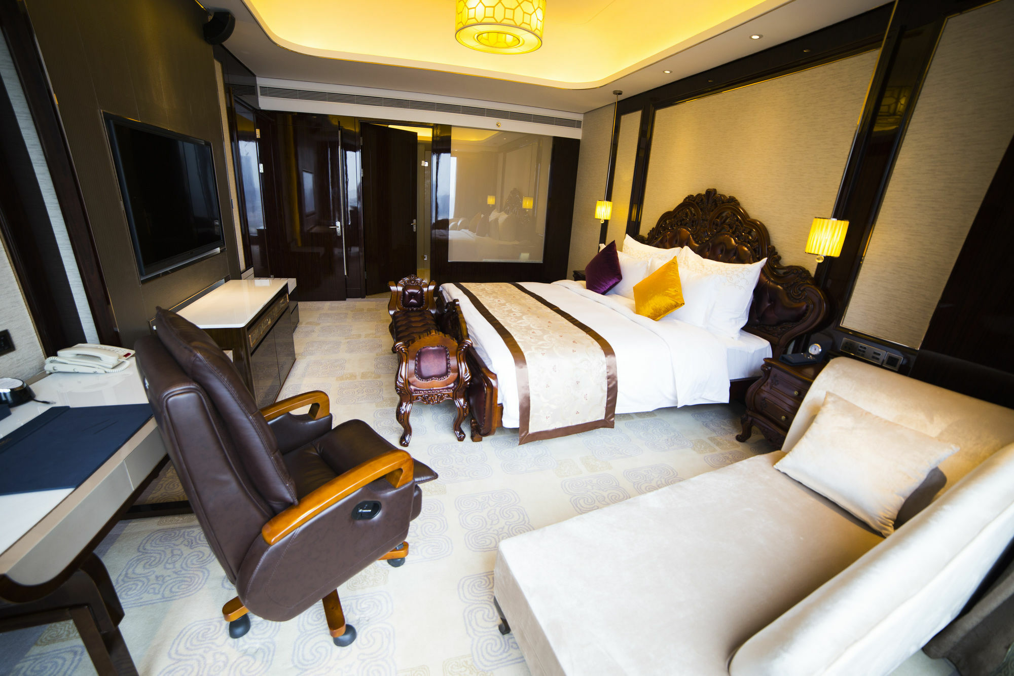 Chengdu Cynn Hotel Bagian luar foto